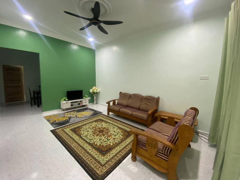 Homestay Kak Tiy Kuala Terengganu Luaran gambar