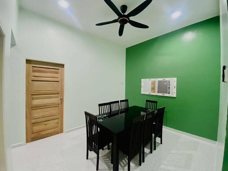 Homestay Kak Tiy Kuala Terengganu Luaran gambar